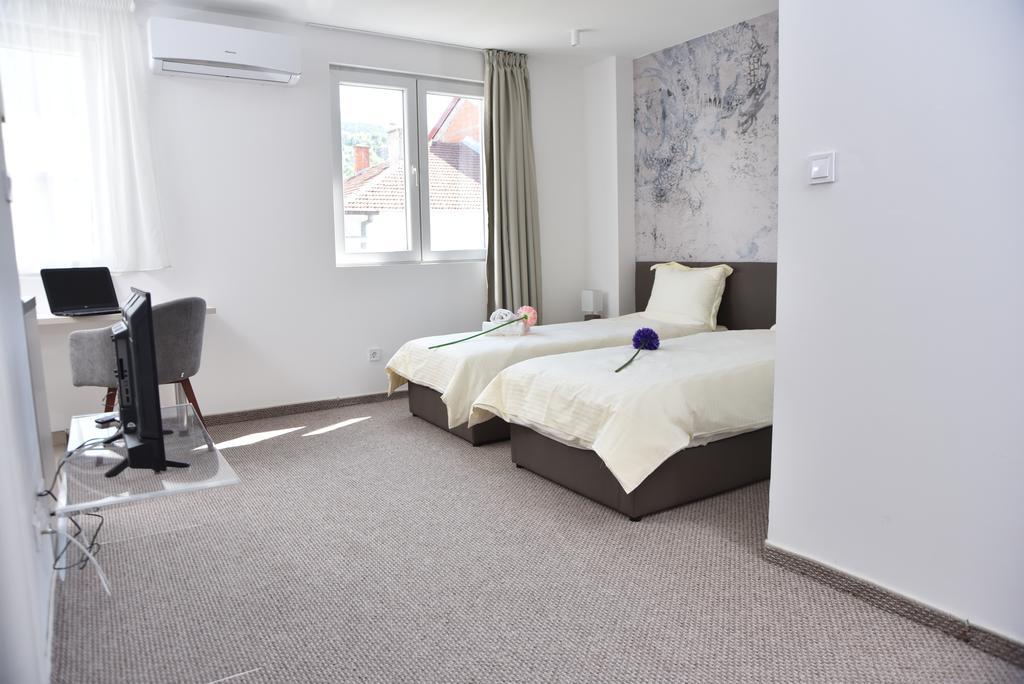 Kozle City Apartments Skopje Phòng bức ảnh
