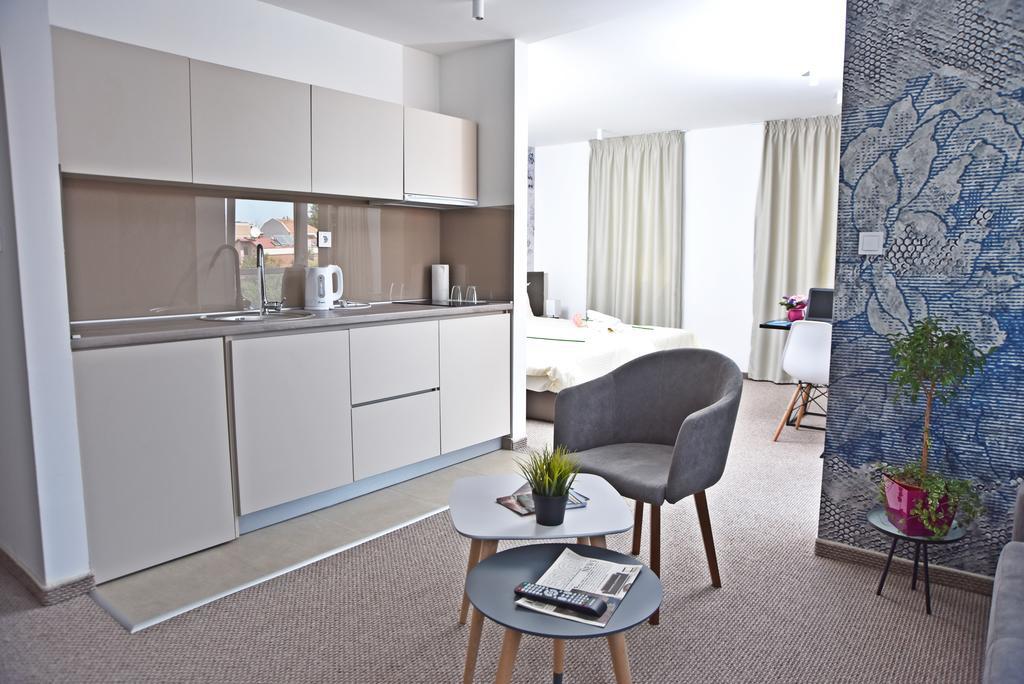Kozle City Apartments Skopje Phòng bức ảnh